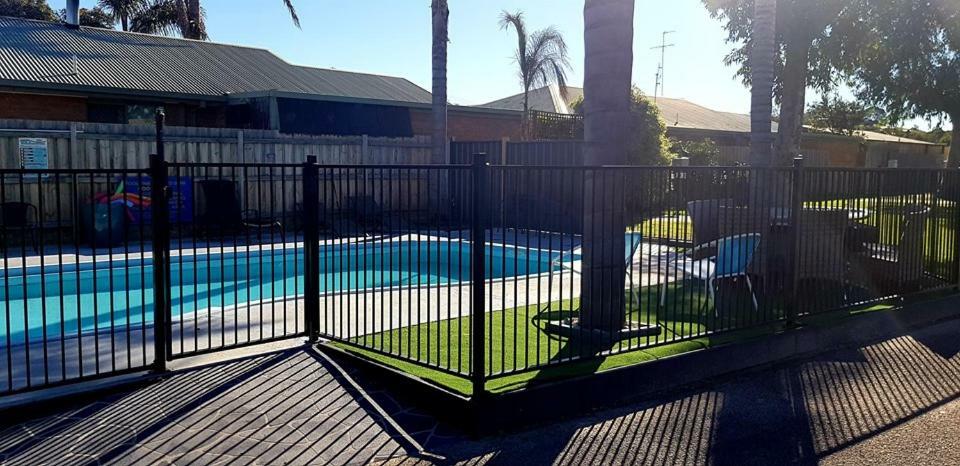 Echo Beach Tourist Park Lakes Entrance Exterior foto